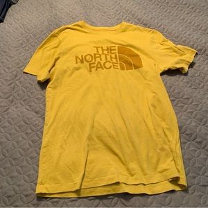 North face men’s yellow tshirt size medium